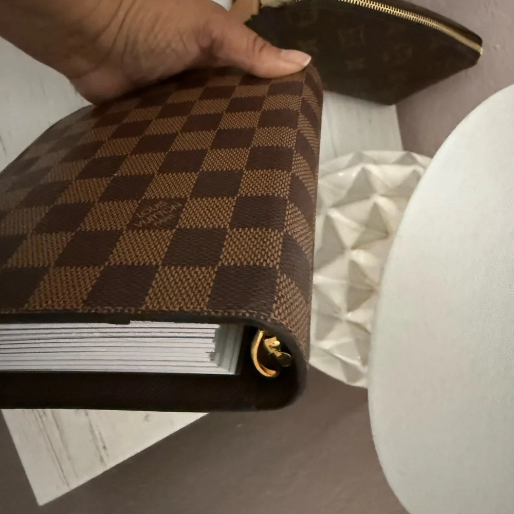 Louis Vuitton Brown Checkered MM Agenda - Picture 4 of 8